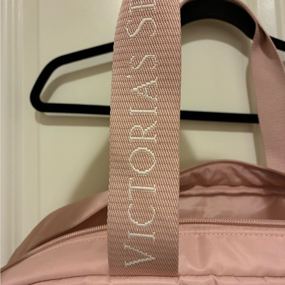 Victoria's Secret Light Pink Quilted Travel Bag - Picture 5 of 6